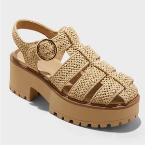 Wild Fable Beige Platform Sandals